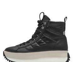 Schuhe von der Marke Tamaris